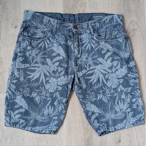 Tommy Hilfiger Hudson Straight Fit Leaf Pattern Men's Denim Shorts W34